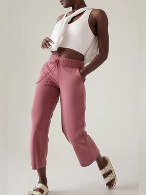 Athleta Seasoft Straight Pant Berry Rose XS